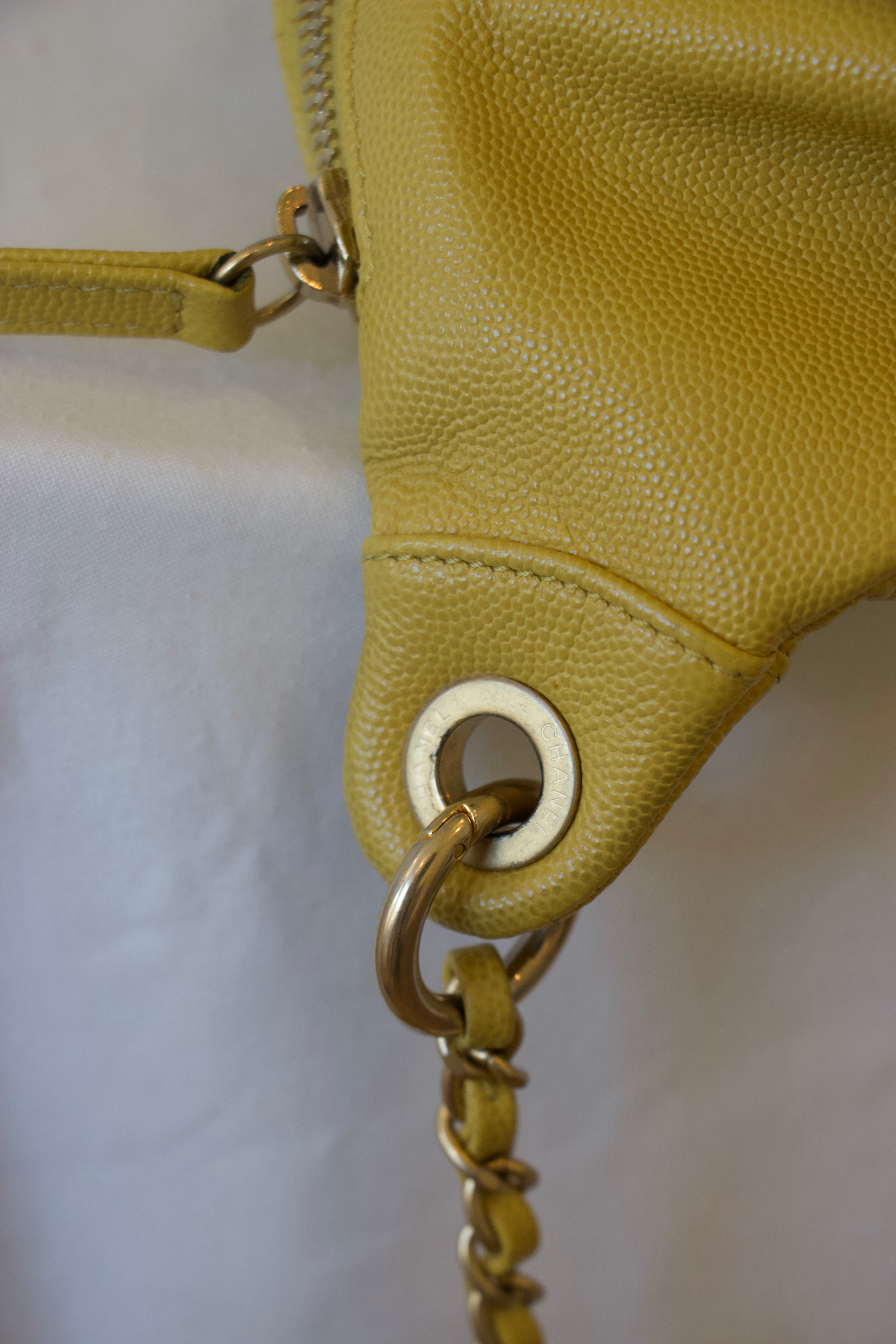 Chanel Filigree Wallet on Chain Yellow hook