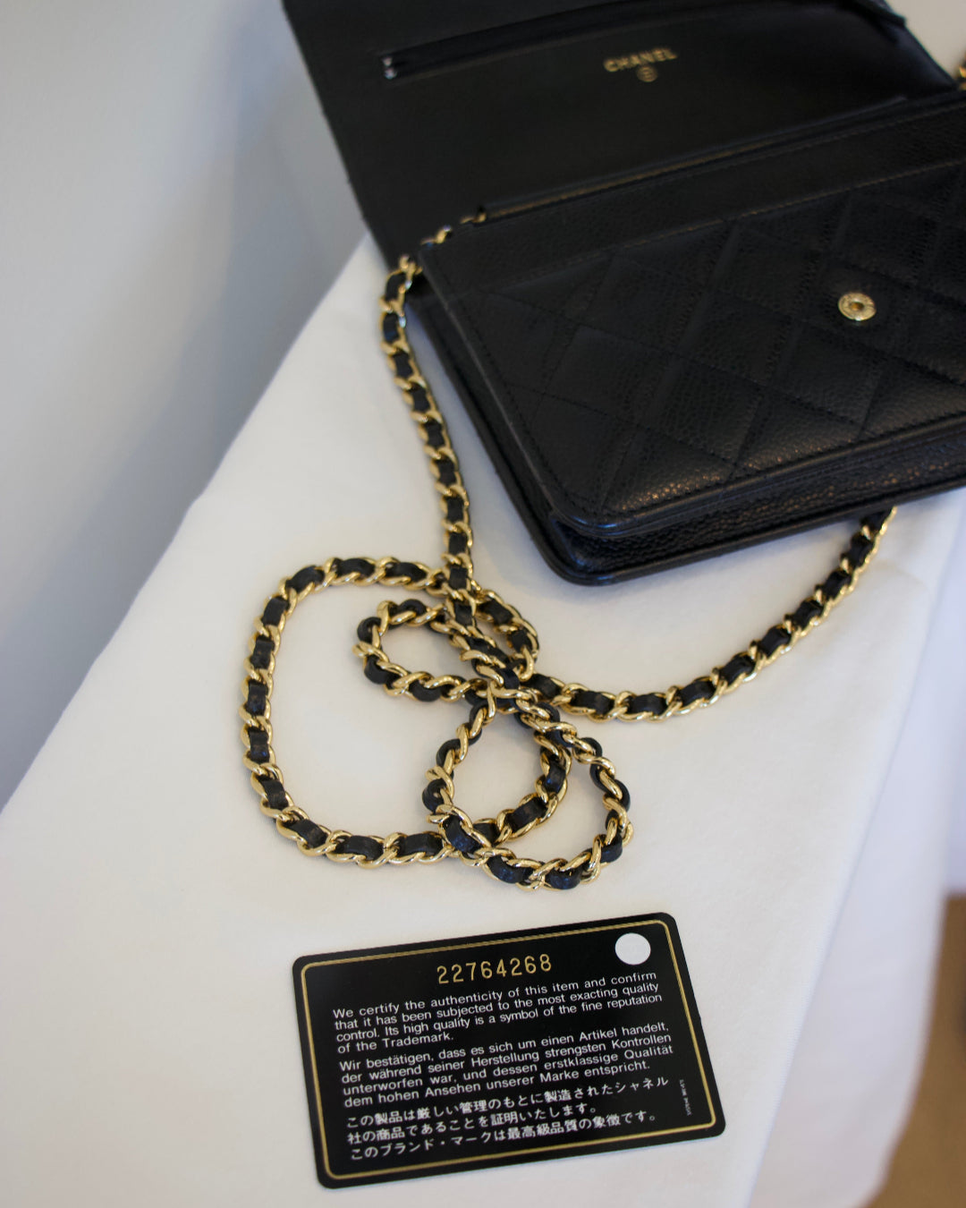 Chanel Vintage 1995 Straight Flap