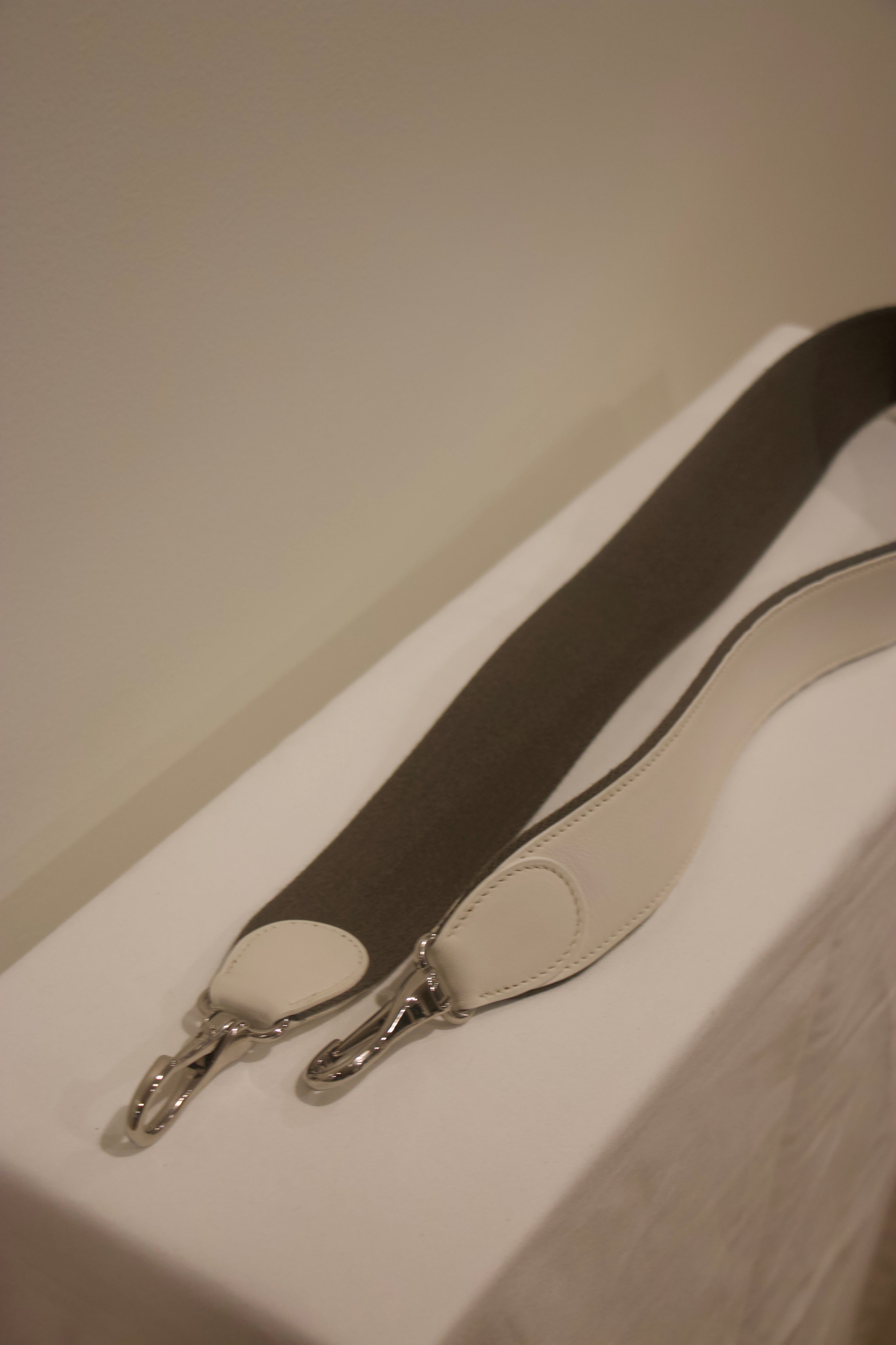 Hermes Swift Sac Berline 28 Cream Strap