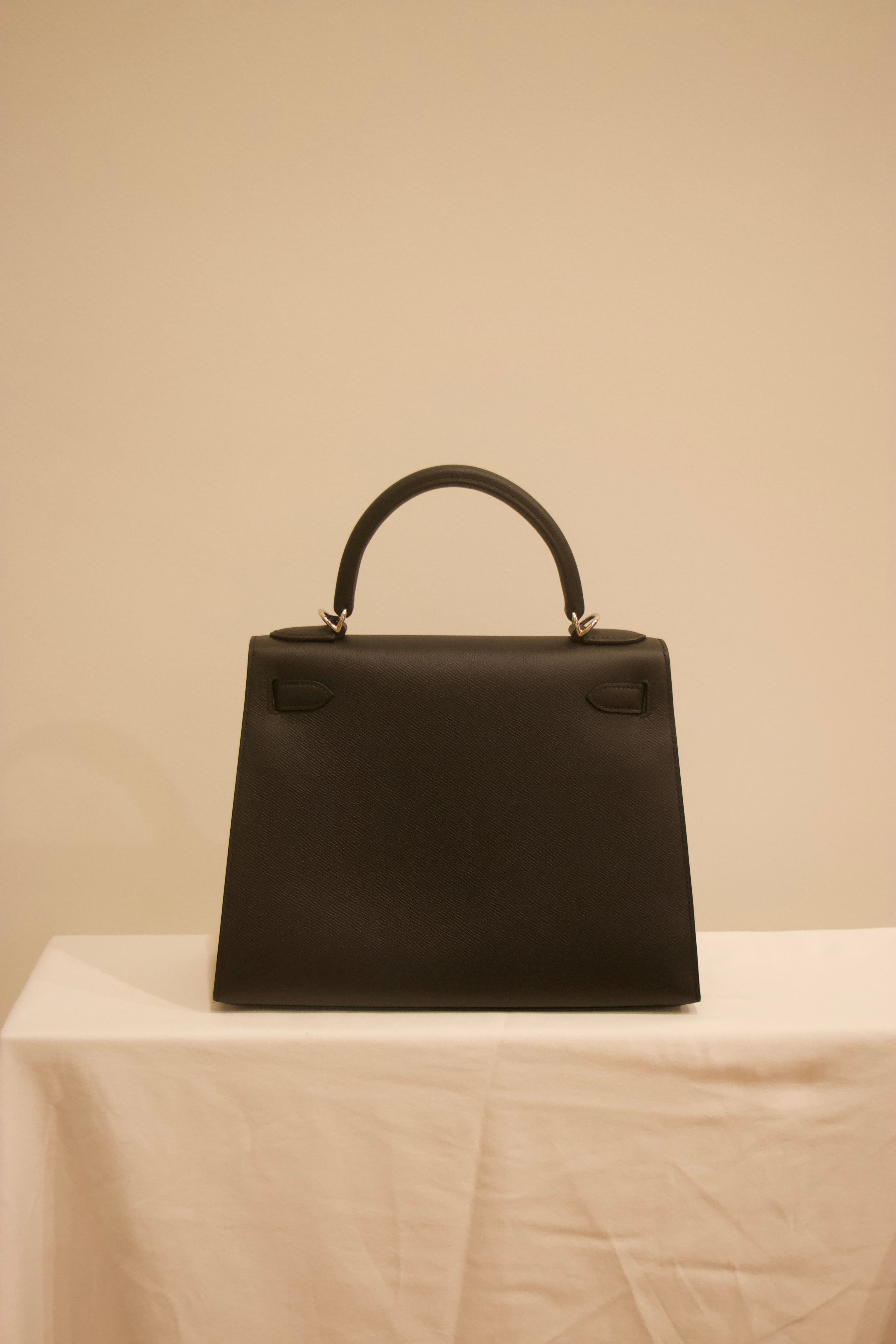 Hermès Epsom Kelly Sellier 28 in Black