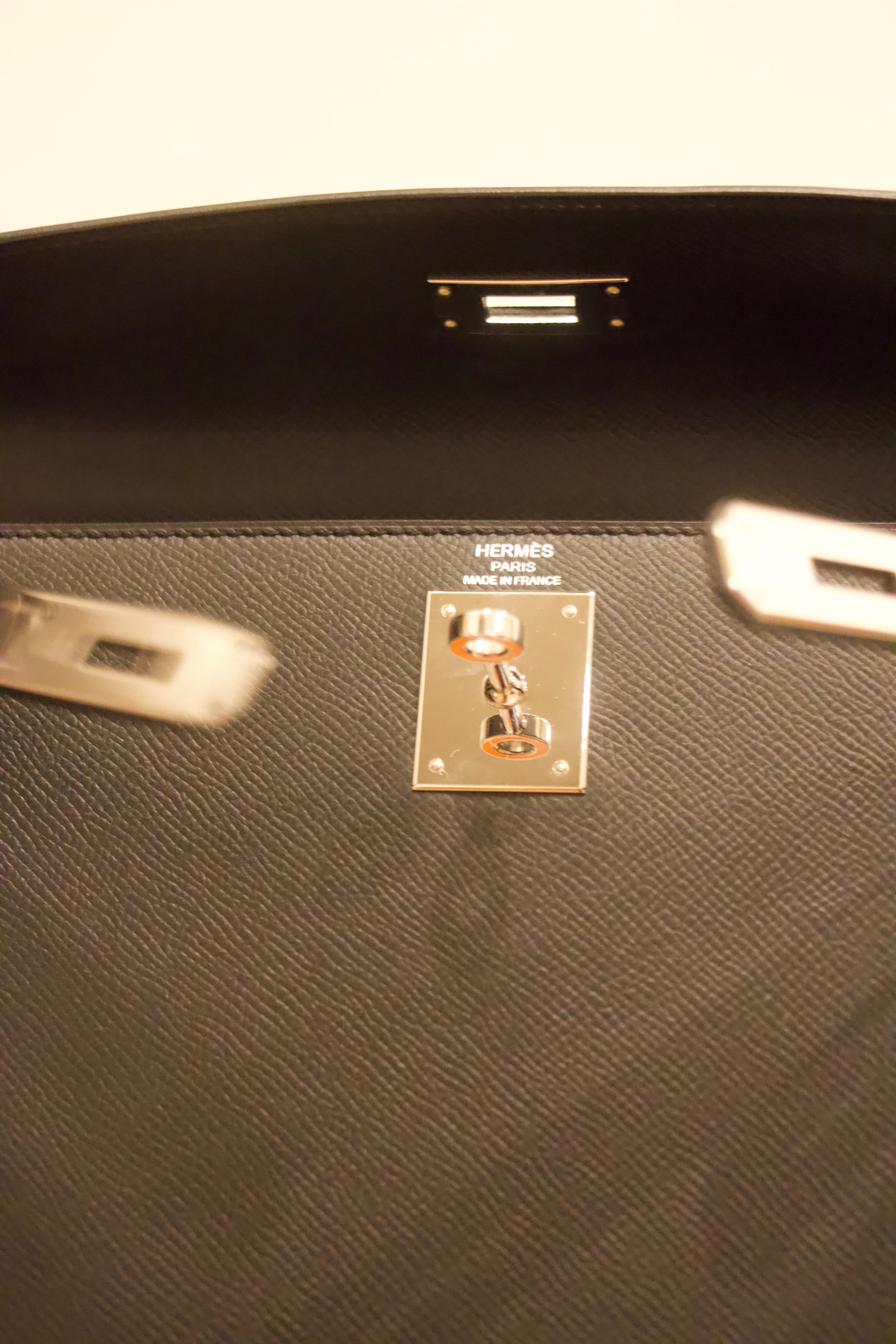 Hermès Epsom Kelly Sellier 28 in Black
