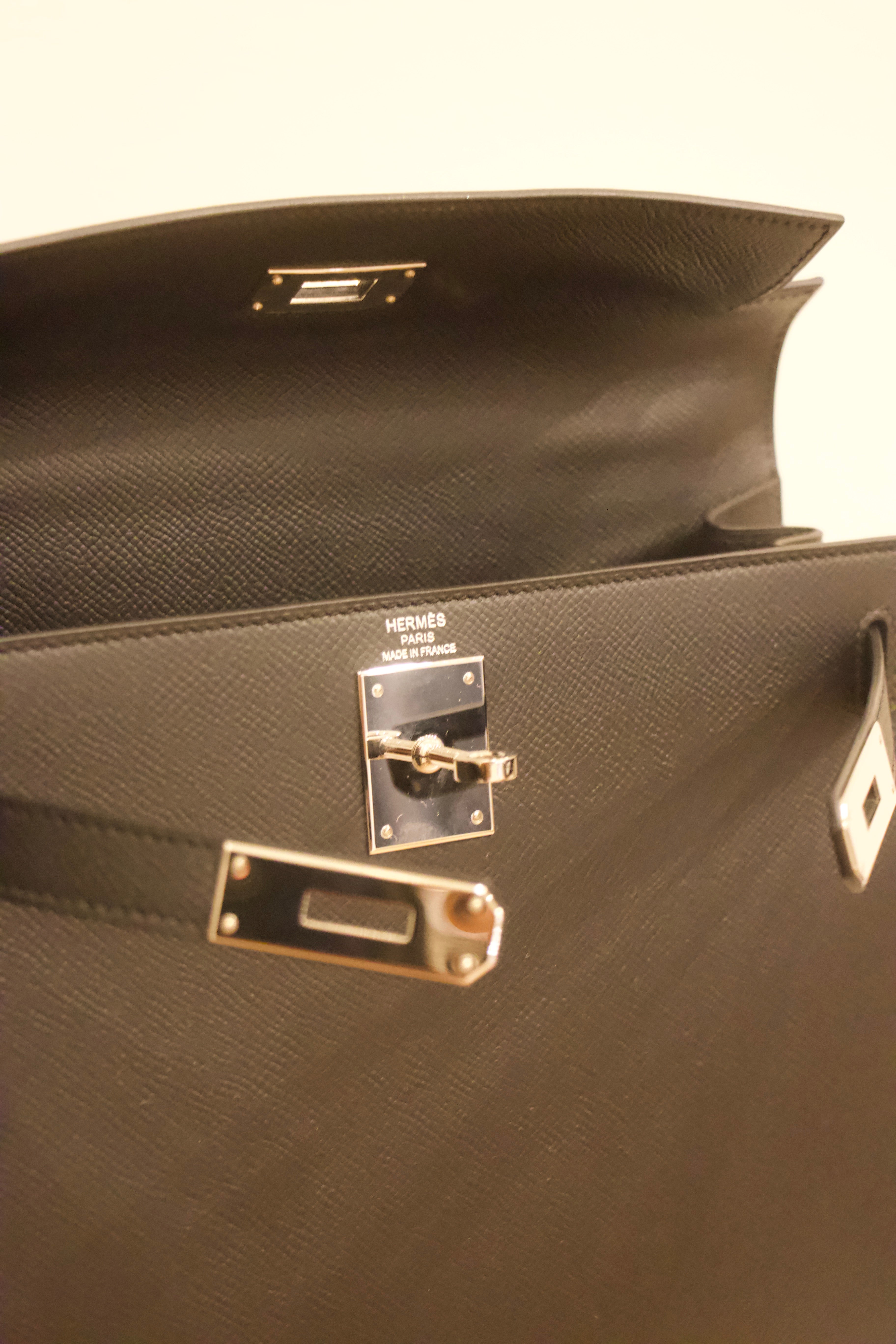 Hermès Epsom Kelly Sellier 28 in Black
