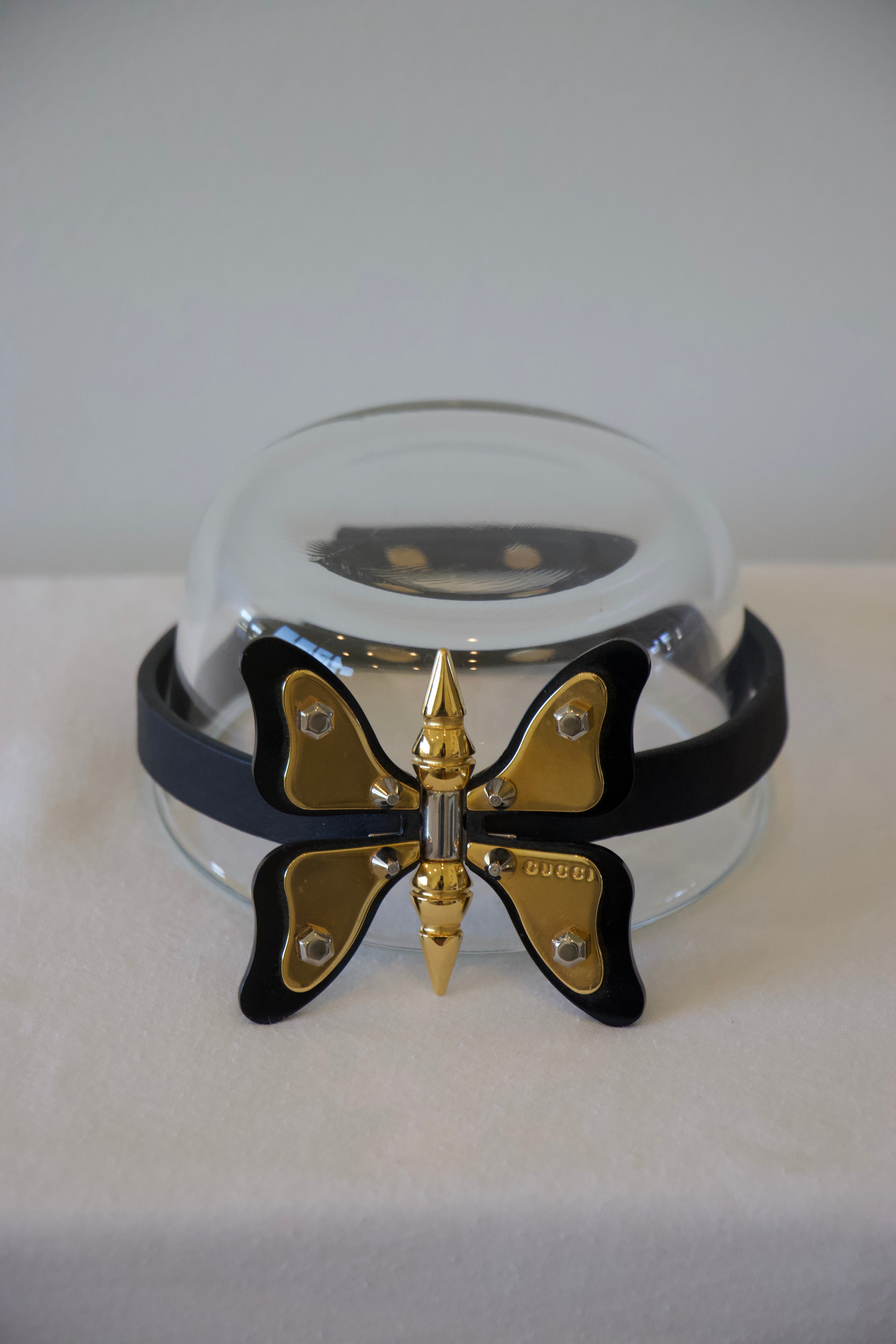 Gucci leather choker necklace